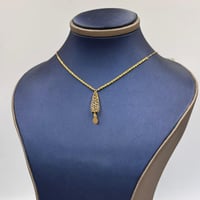 عقد ذهب عيار 21