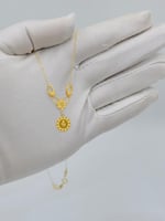 عقد ذهب عيار 21