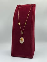 عقد ذهب عيار 18