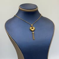 عقد قلب ذهب عيار 21