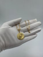 Necklaces VERSACE 18K - سلسال وتعليقة فرزاتشي عيار...