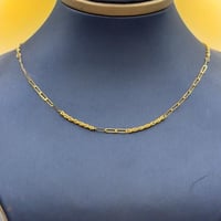 عقد ذهب عيار 18