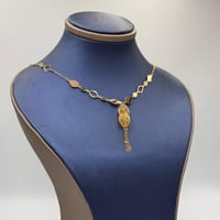 عقد ذهب عيار 21