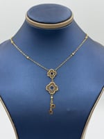 عقد ذهب عيار 21