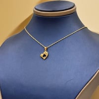 عقد قلب ذهب عيار 18