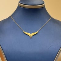 عقد جناح الصقر ذهب عيار 21