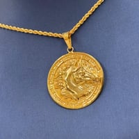 عقد ذهب عيار 21