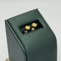 rحلق تصميم عالمي ذهب عيار 18