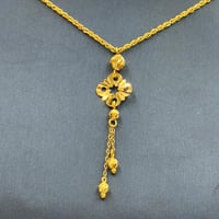 عقد ذهب عيار 21