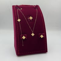 طقم روبرتو كوين عيار 18