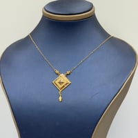 عقد كرسي جابر ذهب عيار 21