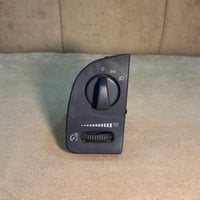 مفتاح انوار بوليسي وكالة