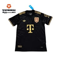 تيشيرت بايرن ميونخ أسود نسخة الذكرى 125 عامًا