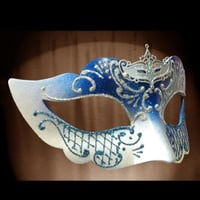 أقنعة تنكرية