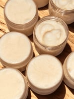 كريم طبيعي فاخر بعدة روائح