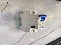 مفتاح طبلون مفرد ANDELIحساس سكة