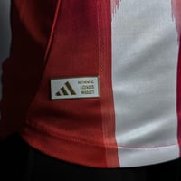 تيشيرت بايرن ميونخ الأساسي 2025/26