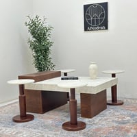 طقم طاولات 5قطع سطح بديل حجر ملمس خشن قاعده خشب قش...