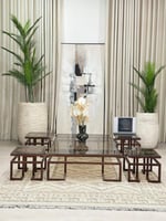 طقم طاولات ارضي 5قطع سطح زجاج قاعده حديد لون بني