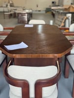 طاولة طعام 6 كراسي سطح جوز قاعده خشب + 2 كرسي هديه