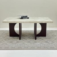 طاولة قهوة سطح بديل حجر ملمس خشن قاعده خشب لون بني