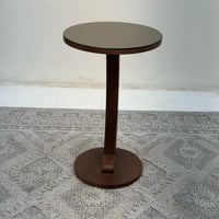 طاولة خدمة سطح مرايا قاعده خشب لون بني