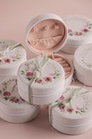 ١٢ حبة - شنطة اكسسوارات مع طباعة الثيم