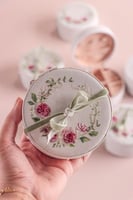 ١٢ حبة - شنطة اكسسوارات مع طباعة الثيم