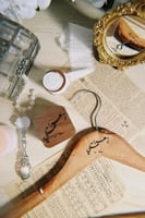 علبة خاتم خشبية بالحرق بالليزر