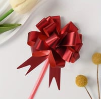 شريطة اهداء تتحول لوردة