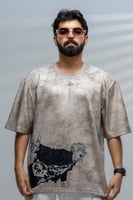 تيشرت بيج بتصميم شخصية غوجو ساتورو