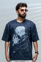 تيشرت كحلي بتصميم شخصية غوجو ساتورو