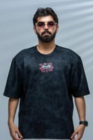 تيشرت أسود بتصميم شخصية غاتس