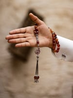 سبحه عقيق اصلي طراز فريد يصمم بالاسم