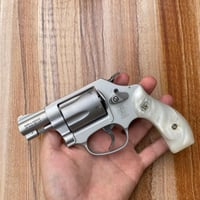 مقبض سميث سراميك ابيض J