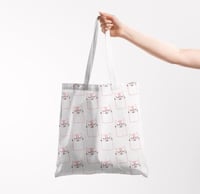 توتي باق / القطط