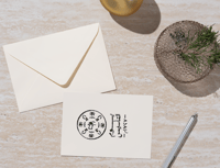 كرت مع ظرف بلون عشوائي للأهداء بيوم التأسيس