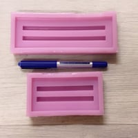 قالب قاعدة ستاند يوجد مقاسين