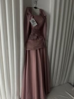 فستان كارين