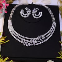 طقم 2 قطعة تصميم عصري لامع