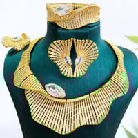 طقم مخنق قلادة القرطذهب عيار 18 قيراط/مطلي بالذهب...