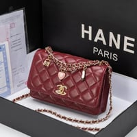 حقيبة كروسبودي عصرية للنساء