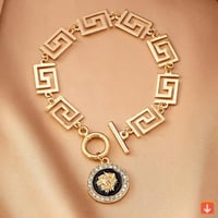 مجموعة للنساء الفتيات الأسد