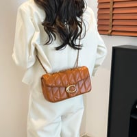 حقيبة صغيرة مربعة الشكل فاخرة