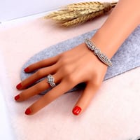 مجموعة الإسورة للنساء مكعب الزركون تصميم زهرة