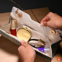 حقيبة كتف بسلسلة بنمط فاخر خفيف بسيطة ومتعددة الاس...