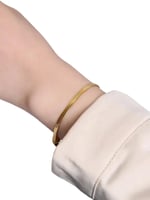 سوار ستانلس ستيل للنساء