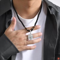 المعلقات المستديرة مطرز القلائد للرجال الأولاد، ال...