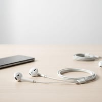 سماعة لايتنينج سلكية من فون بلانت