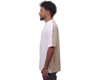 تيشرت اوفر سايز مقلوب لونين ابيض و بيج بقصة جديدة...